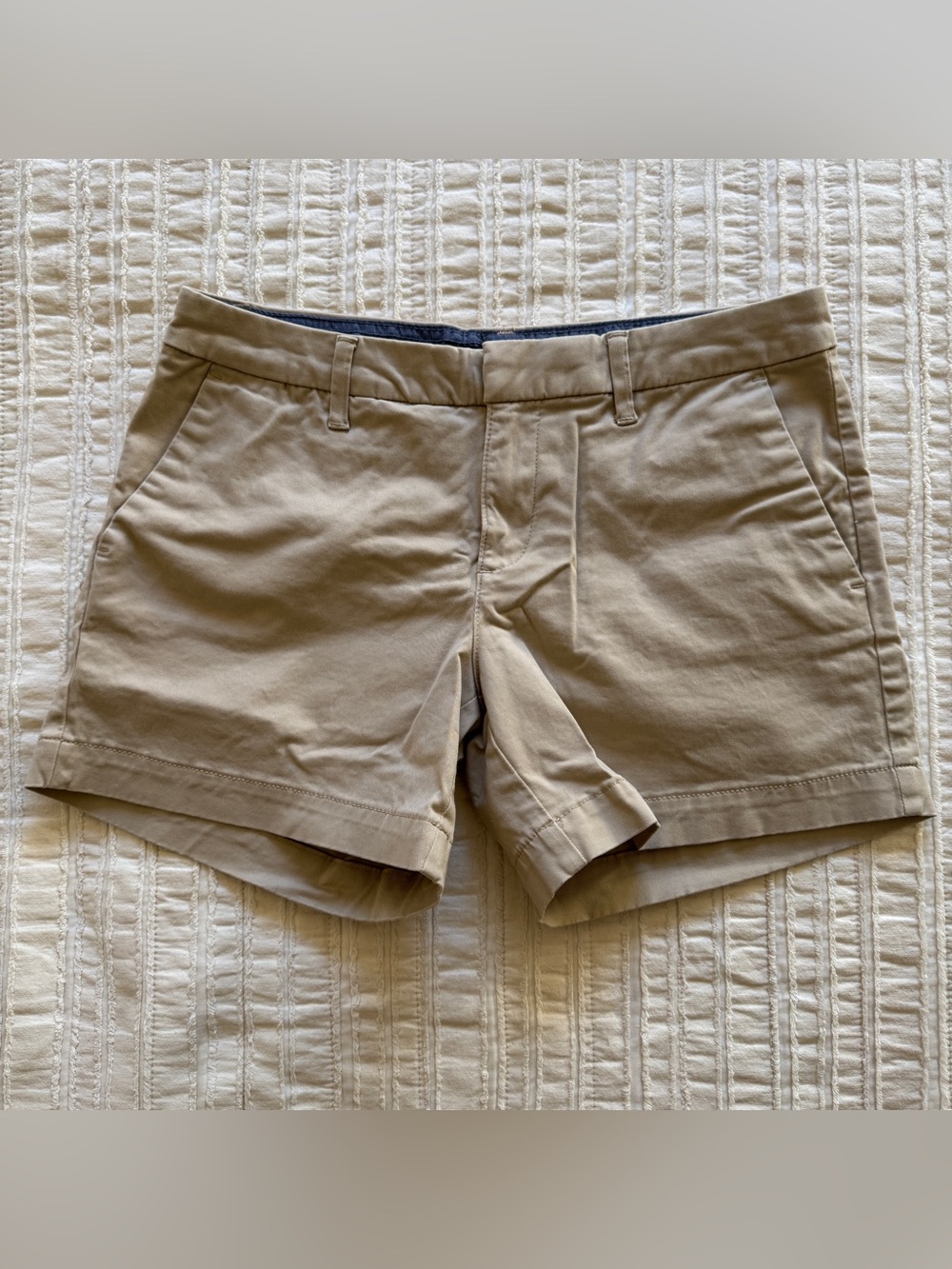 Tommy Hilfiger Women's Hollywood Mid Rise Chino Shorts Tan Size 2